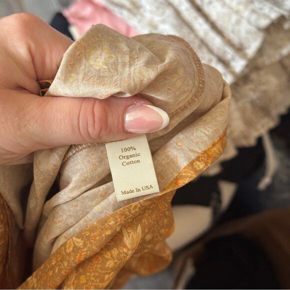 Christy Dawn Paloma Dress Biscotti Cosmo Floral SP - Picture 9 of 9